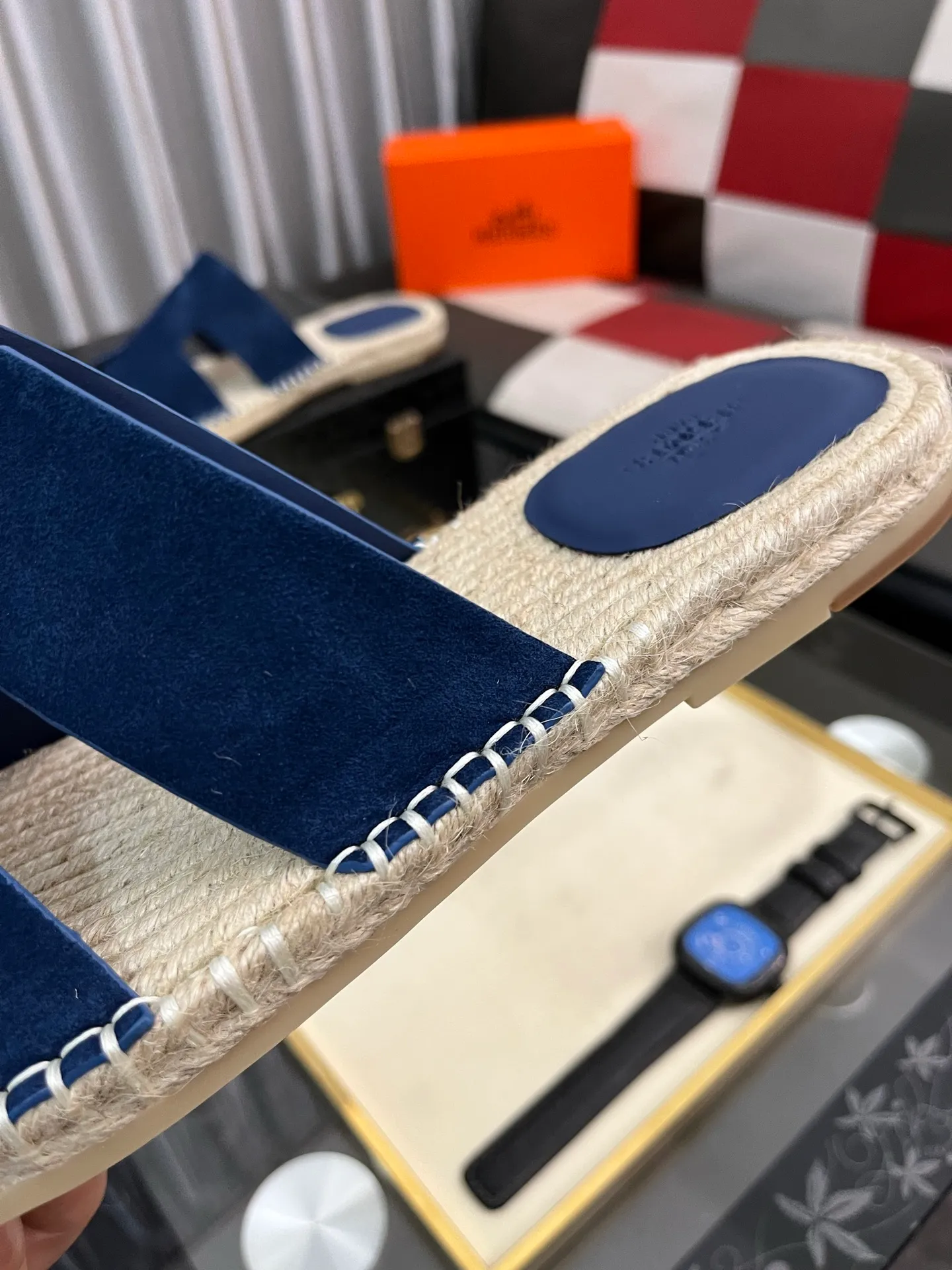 Men's shoes 💰320⌚️⌚️《HERMES》Hermès 💁♂️Men's casual slippers, quality comparison at counters🧚🏿♂️ The first layer of the upper is imported high mercerized matte, purely hand-drawn, raw rubber breathable and non-slip outsole, the lining is breathable and comfortable lambskin, the density is 100% comfortable, the original rubber outsole is wear-resistant and has a code number of 38-44. Can be customized 45-46-47